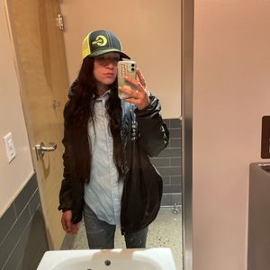 Meet your Posher, Amanda